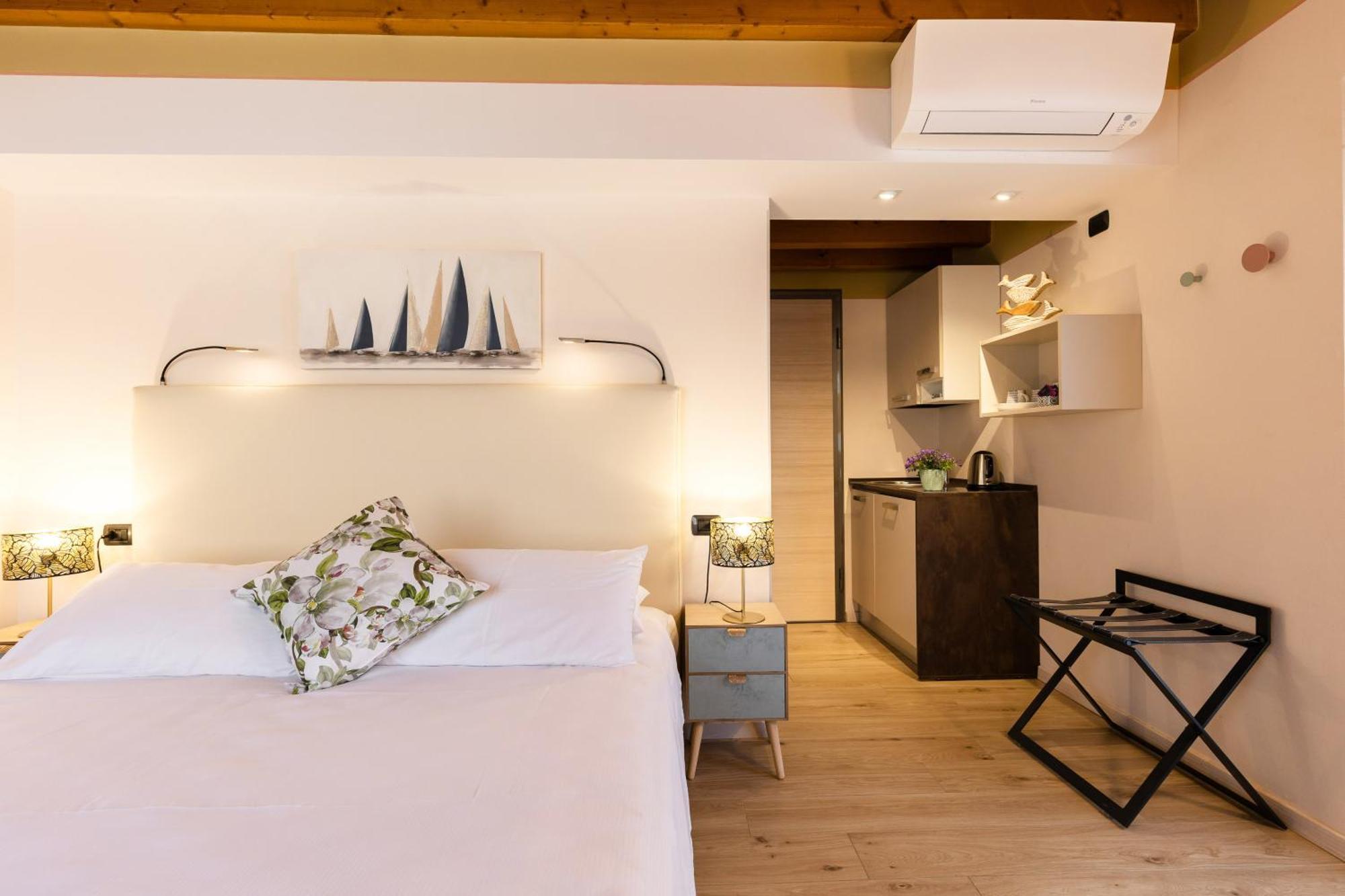 Bed and Breakfast Charming Sirmione Exteriér fotografie