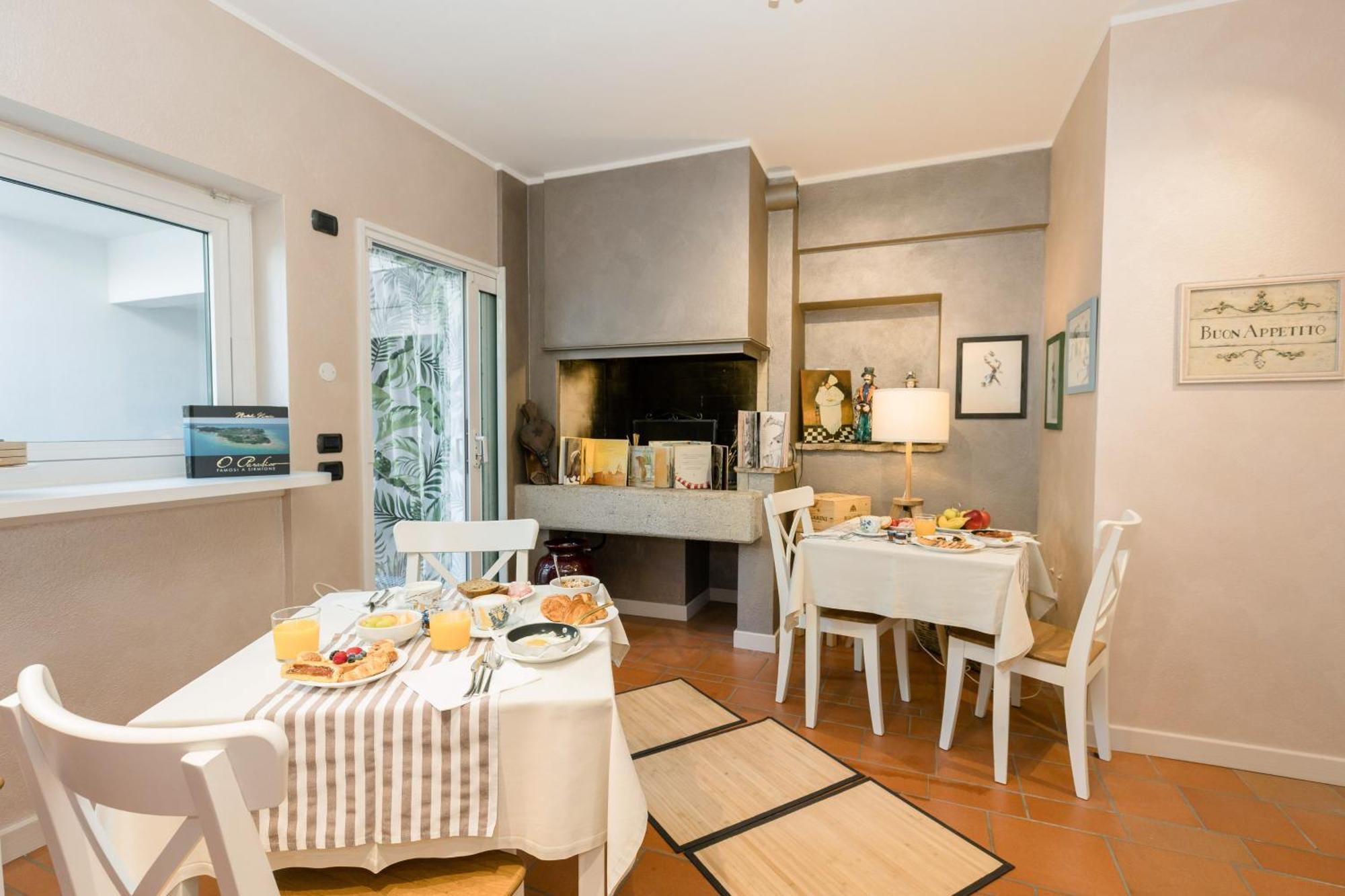 Bed and Breakfast Charming Sirmione Exteriér fotografie