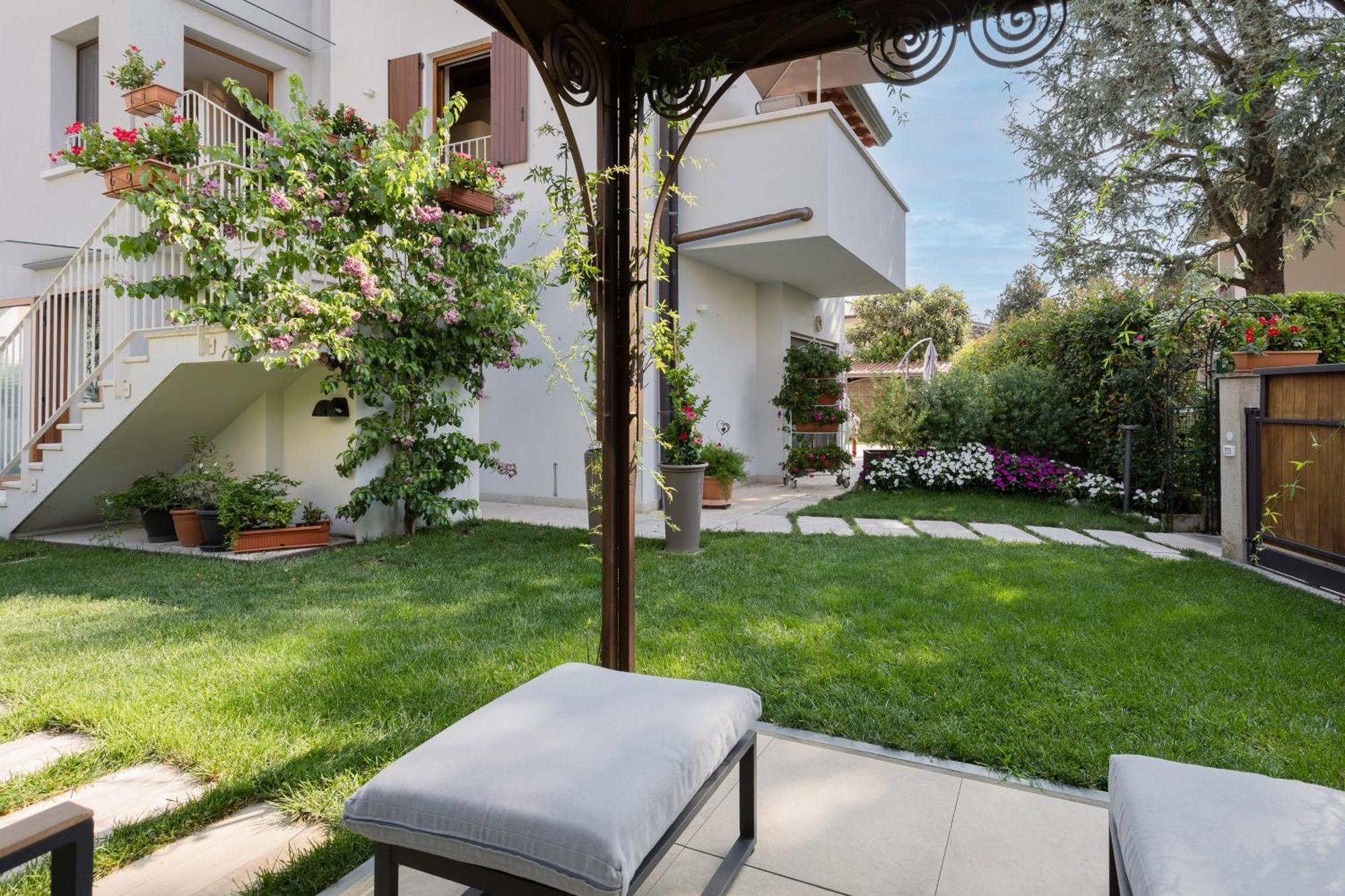 Bed and Breakfast Charming Sirmione Exteriér fotografie